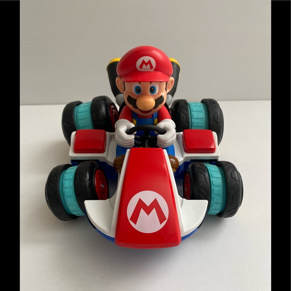 Nintendo Super Mario Kart 8 World of Anti-Gravity RC Racer Car Without Remote